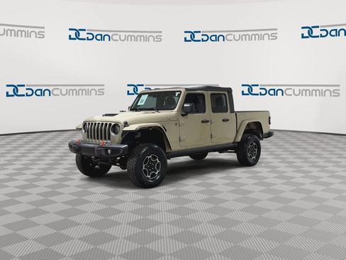 Used 2020 Jeep Gladiator Mojave w/ Dual Top Group AWD/4WD image 4
