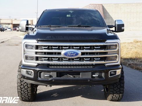 Used 2024 Ford F350 Platinum image 5