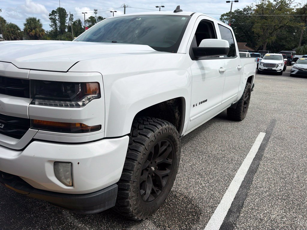 Used 2017 Chevrolet Silverado 1500 LT w/ All Star Edition AWD/4WD image 1