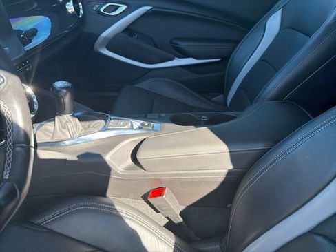 Used 2023 Chevrolet Camaro LT image 11
