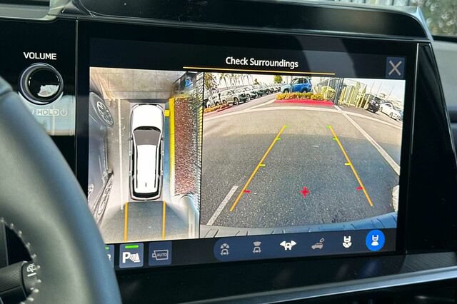 New 2026 Subaru Outback Touring AWD/4WD image 25