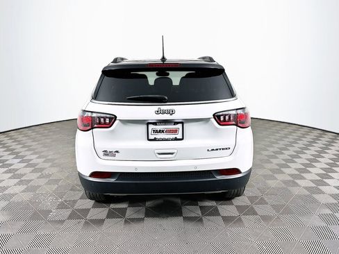 Certified 2023 Jeep Compass Limited image 9