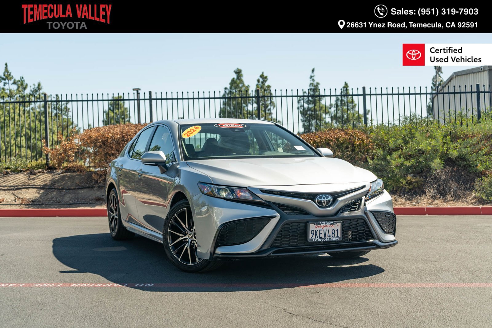 Certified 2024 Toyota Camry SE FWD image 1