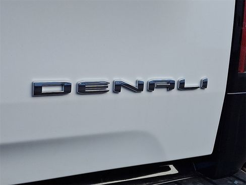 New 2025 GMC Sierra EV Denali image 11