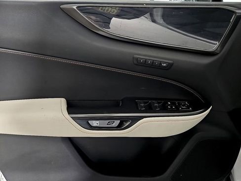 Used 2022 Lexus NX 250 FWD w/ Premium Package image 13