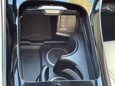 New 2026 Mercedes-Benz GLC 300 image 32