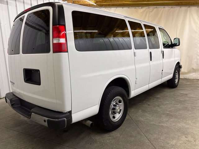 Used 2020 Chevrolet Express 2500 LT RWD image 5