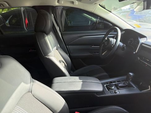 Certified 2025 MAZDA CX-50 AWD 2.5 S w/ Preferred Package image 3