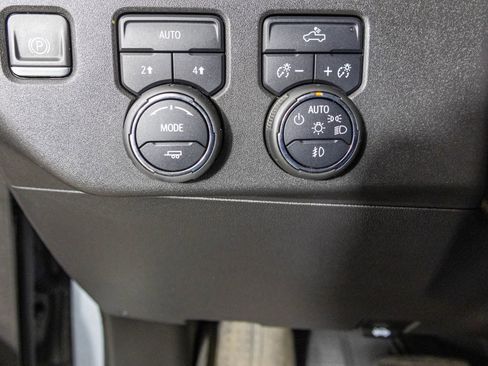 Used 2023 Chevrolet Silverado 1500 RST w/ LPO, Liner Protection Package image 36