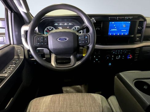 Used 2023 Ford F250 XLT w/ FX4 Off-Road Package image 9