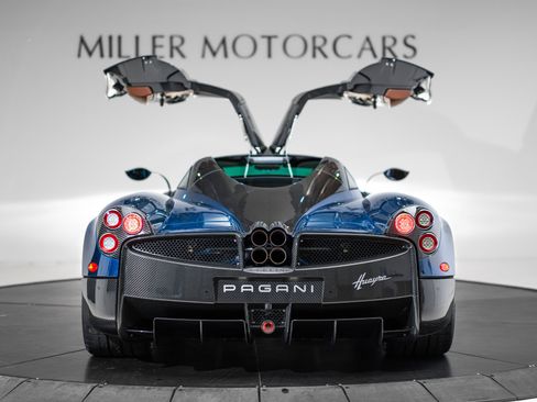 Used 2014 Pagani Huayra image 7