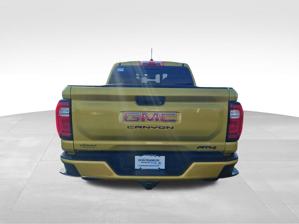Used 2023 GMC Canyon AT4 w/ Technology Package AWD/4WD image 4