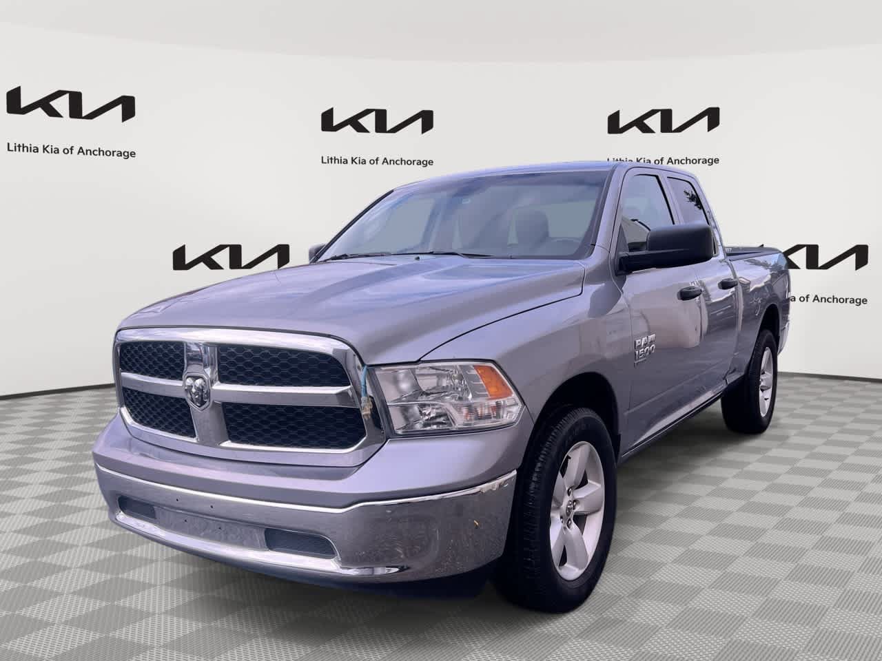 Used 2024 RAM 1500 Classic SLT AWD/4WD image 1