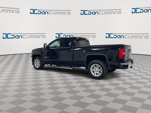 Used 2017 GMC Sierra 1500 SLE w/ SLE Value Package image 6