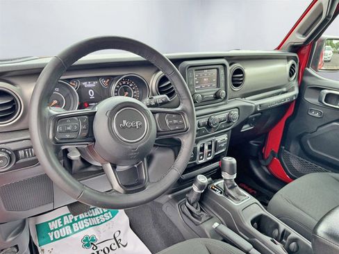 Used 2019 Jeep Wrangler Sport image 13