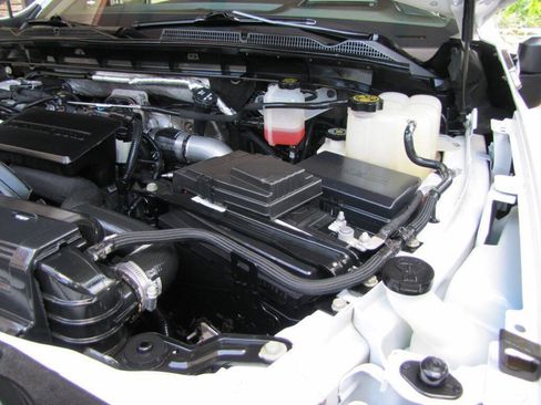 Used 2024 GMC Sierra 2500 AT4 w/ AT4 Premium Plus Package AWD/4WD image 40
