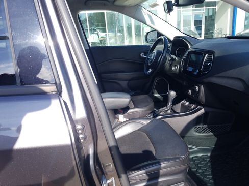 Used 2020 Jeep Compass Latitude image 17