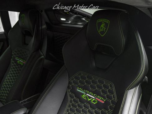 Used 2020 Lamborghini Huracan EVO image 20