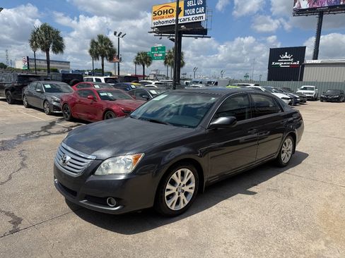 Used 2009 Toyota Avalon XLS FWD image 7