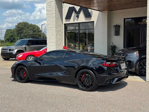 Used 2025 Chevrolet Corvette Stingray Preferred Cpe w/ Z51 Performance Package RWD image 8