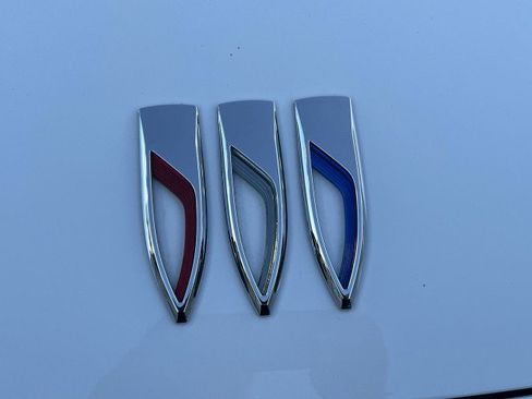 Used 2025 Buick Enclave Preferred image 30