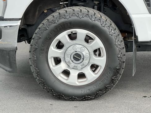 Certified 2024 Ford F350 XLT AWD/4WD image 13