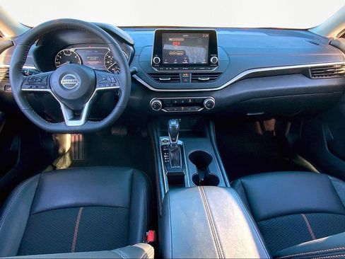 Used 2022 Nissan Altima 2.5 SR image 7