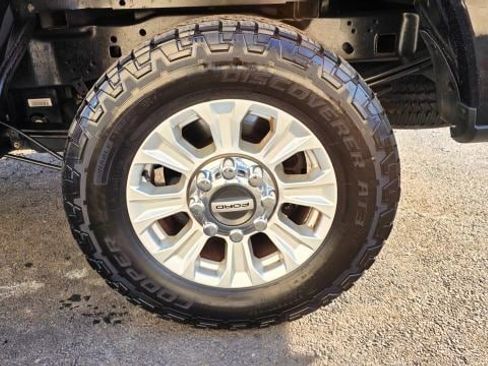 Used 2020 Ford F250 XLT image 49