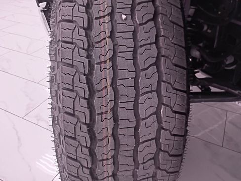 New 2026 Chevrolet Silverado 1500 LT w/ Z71 Off-Road Package image 37