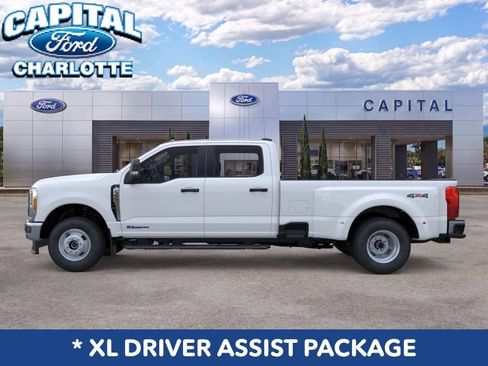 New 2026 Ford F350 XL w/ XL Driver Assist Package AWD/4WD image 3