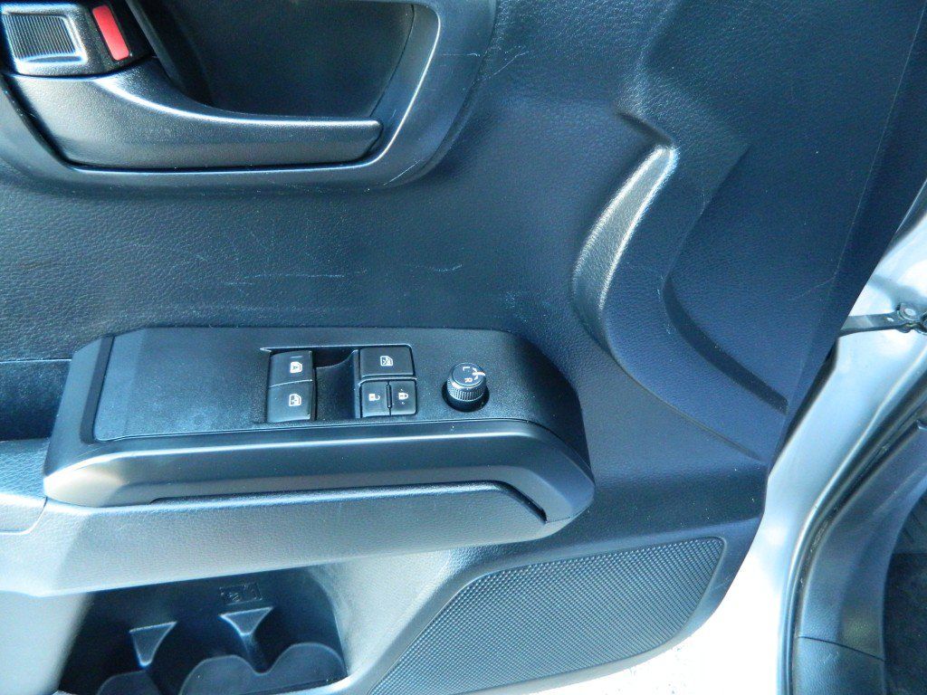 Used 2019 Toyota Tacoma SR RWD image 22