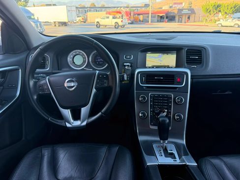 Used 2011 Volvo S60 T6 AWD/4WD image 15