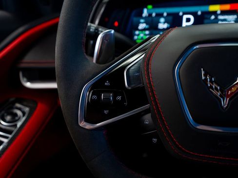 Used 2023 Chevrolet Corvette Stingray Premium Cpe w/ Z51 Performance Package image 32