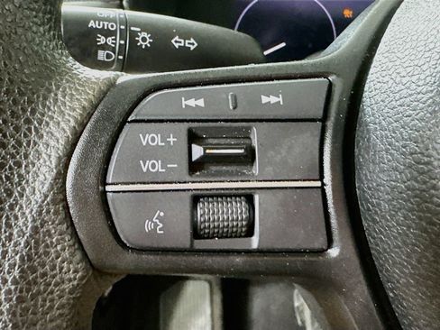 Used 2024 Honda Accord EX image 21