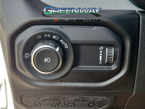 Used 2025 Jeep Wrangler Unlimited Sport AWD/4WD image 25