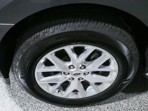 Used 2021 Ford Expedition XLT RWD image 11