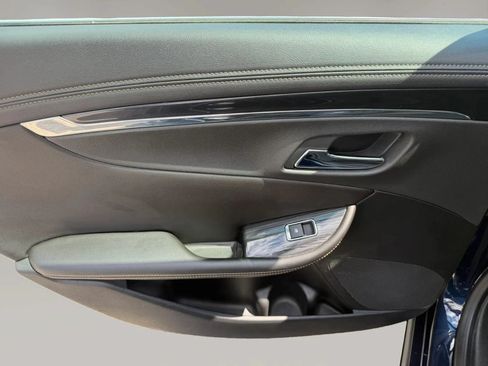 Used 2019 Chevrolet Impala Premier FWD image 23