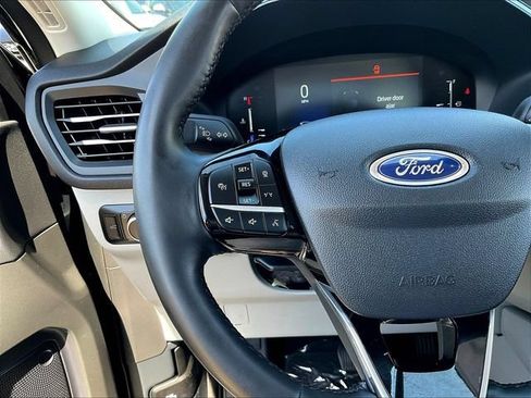 Used 2023 Ford Escape Active w/ Tech Pack #1 FWD image 13