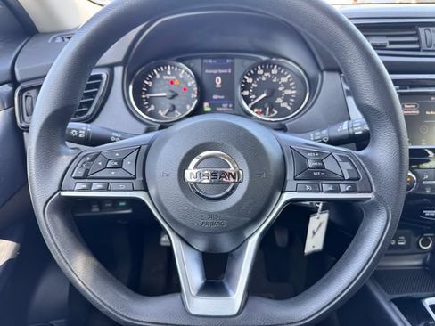 Used 2018 Nissan Rogue S AWD/4WD image 15