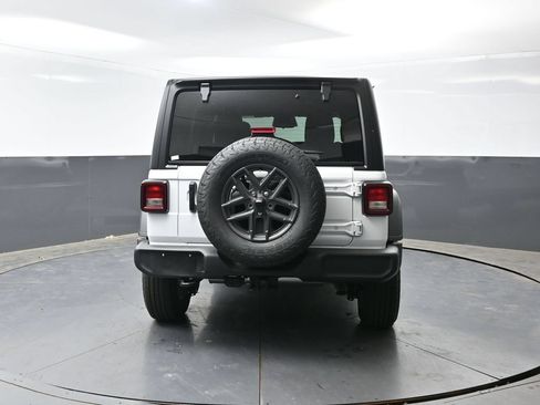 New 2026 Jeep Wrangler Unlimited Sport AWD/4WD image 8