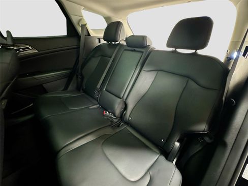 Used 2023 Kia Sportage SX image 26