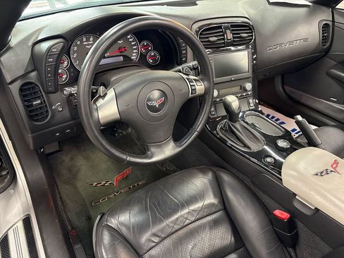 Used 2008 Chevrolet Corvette Convertible w/ Preferred Equipment Group RWD image 35