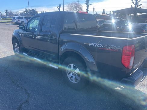 Used 2010 Nissan Frontier PRO-4X w/ Pro-4x Value Truck Pkg image 7