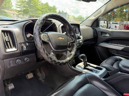 Used 2017 Chevrolet Colorado LT w/ Luxury Package, Chrome AWD/4WD image 15