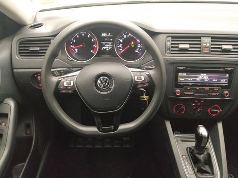 Used 2015 Volkswagen Jetta S FWD image 22