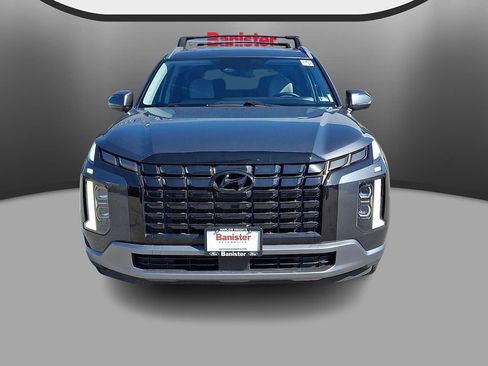 Used 2023 Hyundai Palisade SEL AWD/4WD image 2