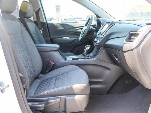 Used 2023 Chevrolet Equinox LT image 16