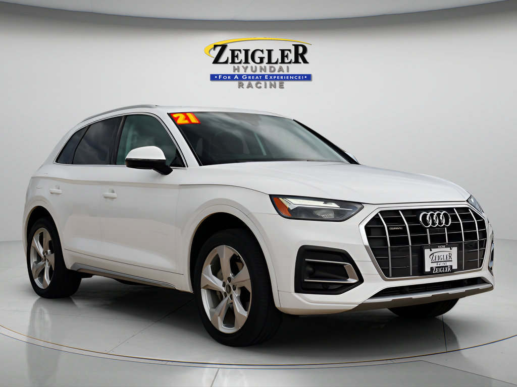 Used 2021 Audi Q5 2.0T Premium Plus w/ Premium Plus Package AWD/4WD image 1