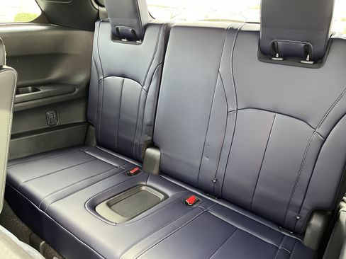 Certified 2026 INFINITI QX60 Sport w/ Dark Cargo Package AWD/4WD image 15
