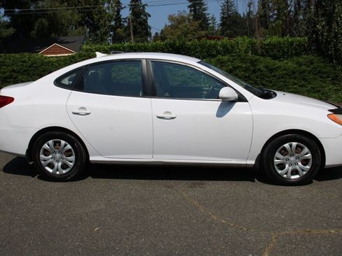 Used 2009 Hyundai Elantra GLS w/ Popular Equipment Pkg 2 FWD image 11